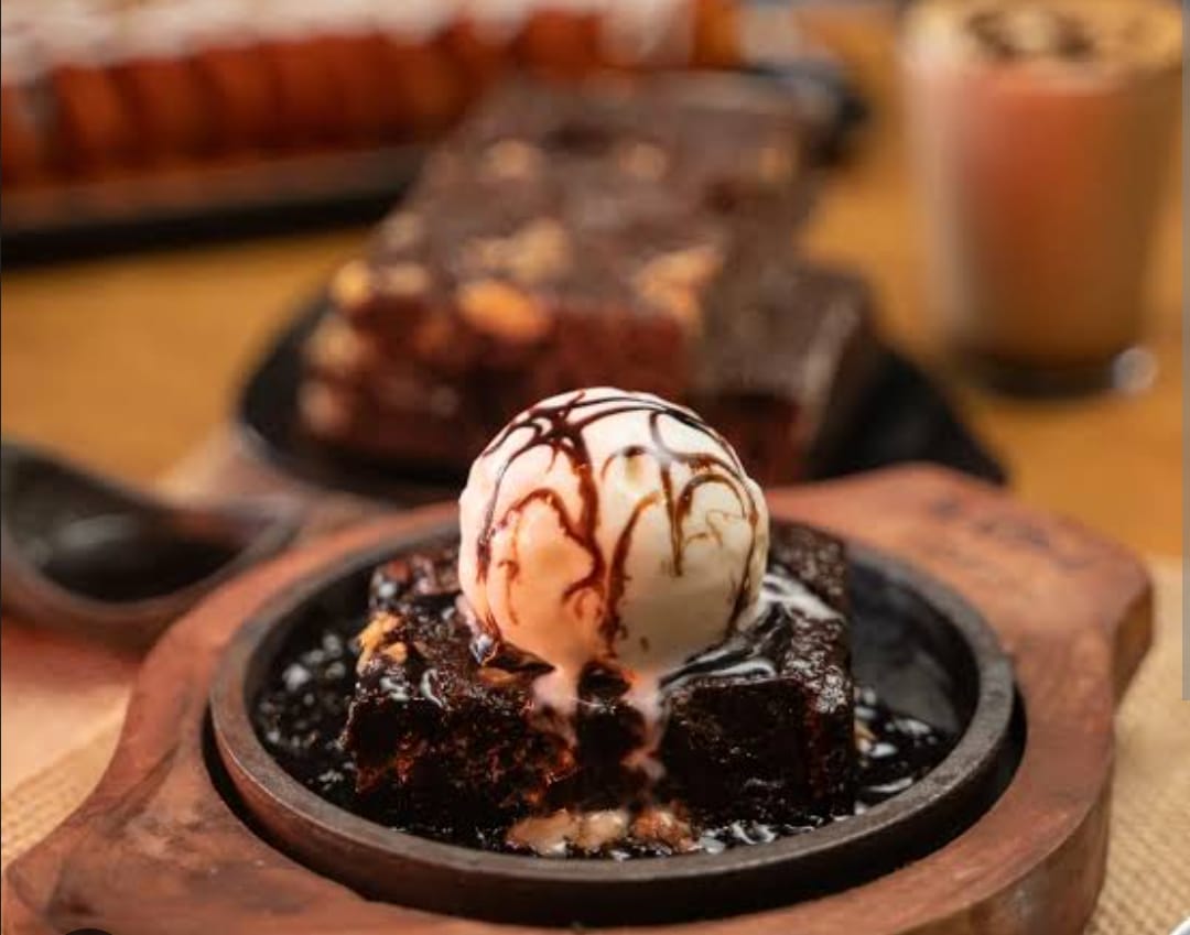 Hot Sizzling Walnut Brownie